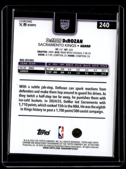 2025-26 Topps Chrome DeMar DeRozan Gold Wave Refractor #/50